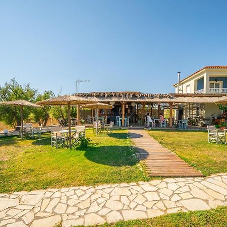 Chloe Apartments Ликсури Екстериор снимка