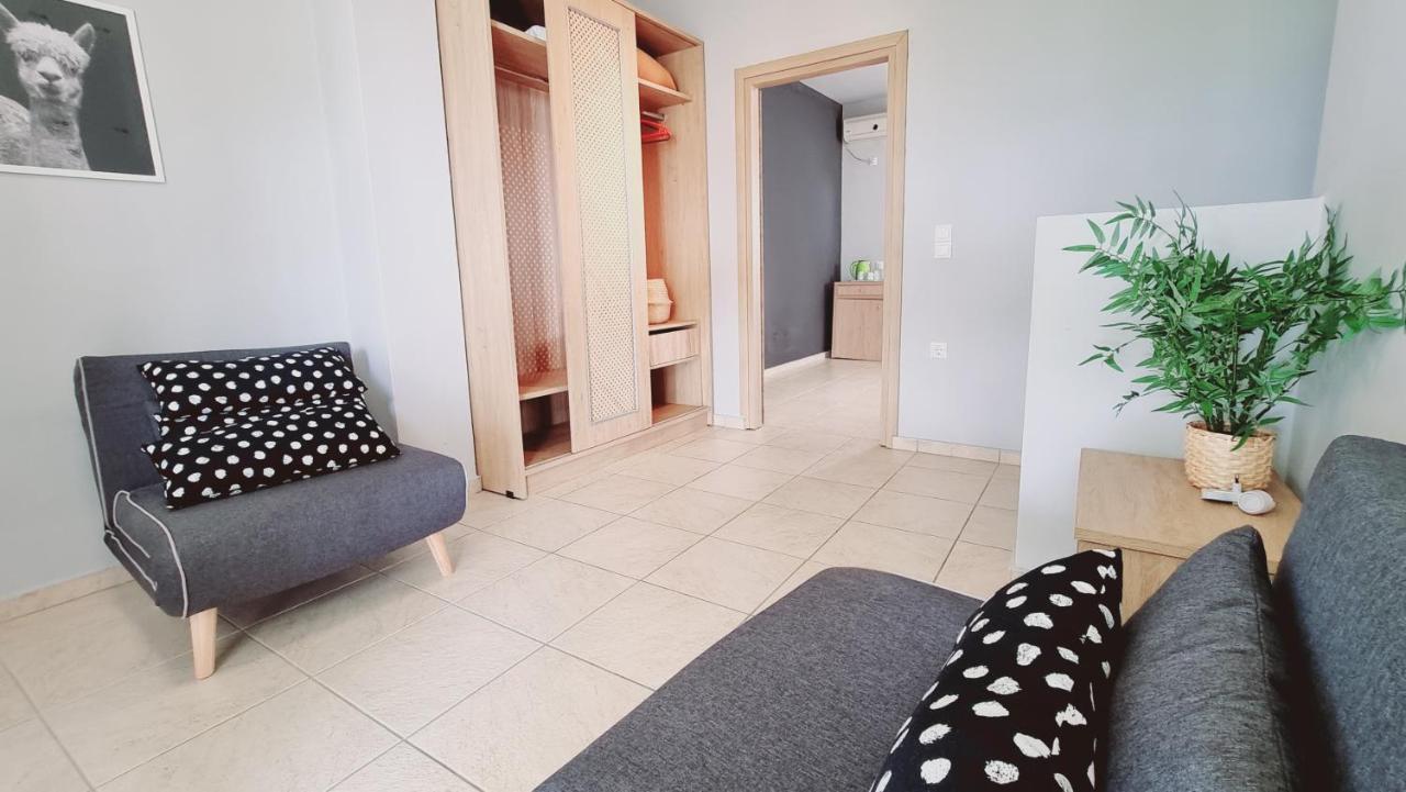 Chloe Apartments Ликсури Екстериор снимка
